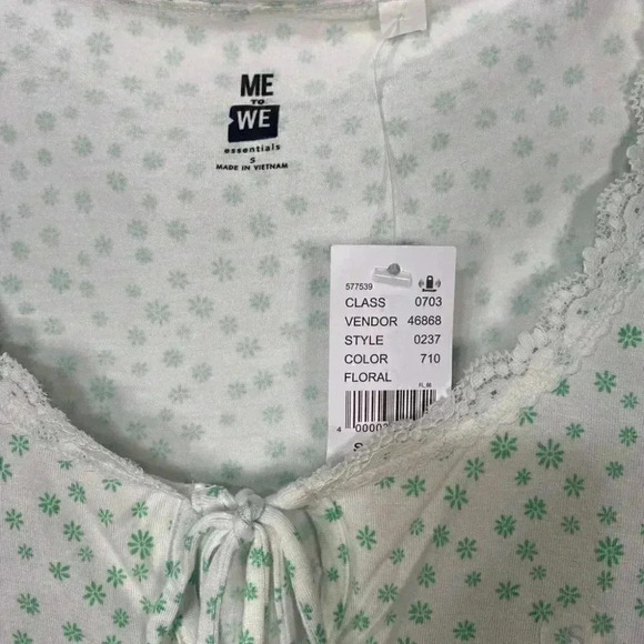 Pacsun Me to We Flora Keyhole Lace Trim Crop Top - Picture 3 of 5